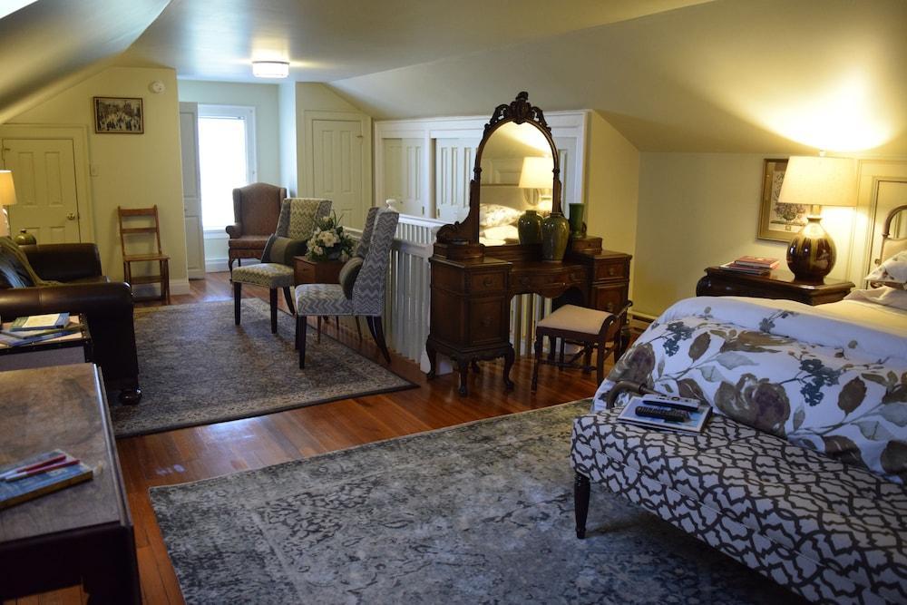 The Applewood Manor Bed & Breakfast Asheville Bagian luar foto